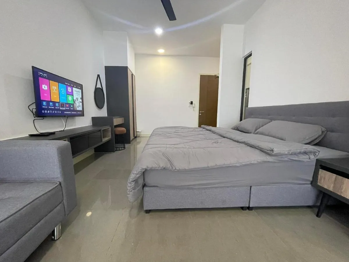 Melaka Imperio Residence With Wifi And Poolseaview