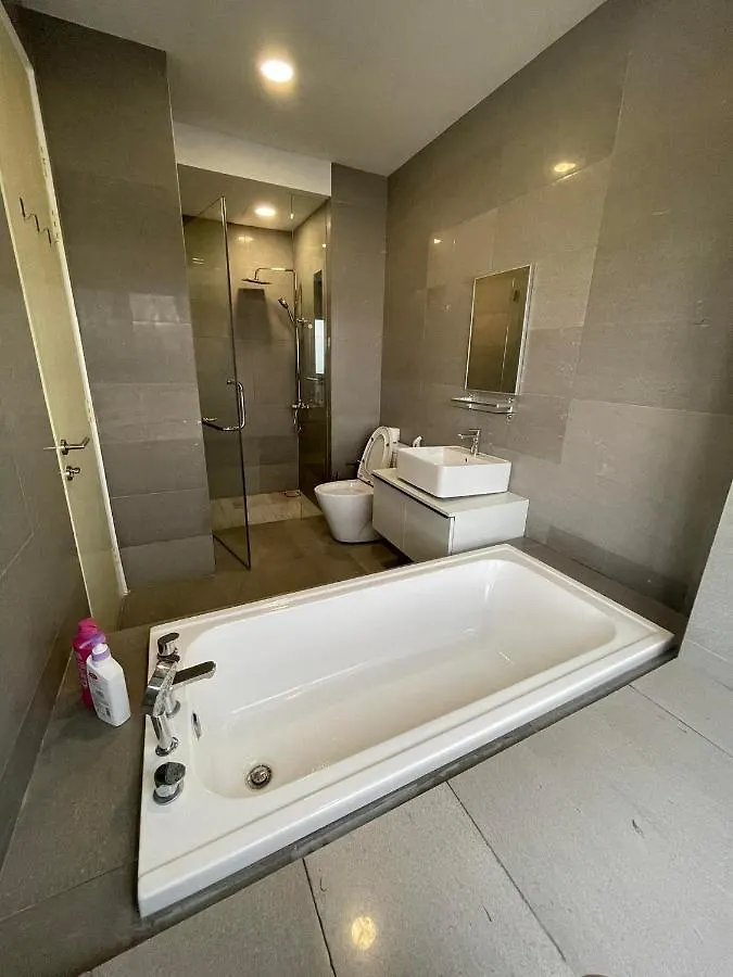 Melaka Imperio Residence With Wifi And Poolseaview Lejlighed