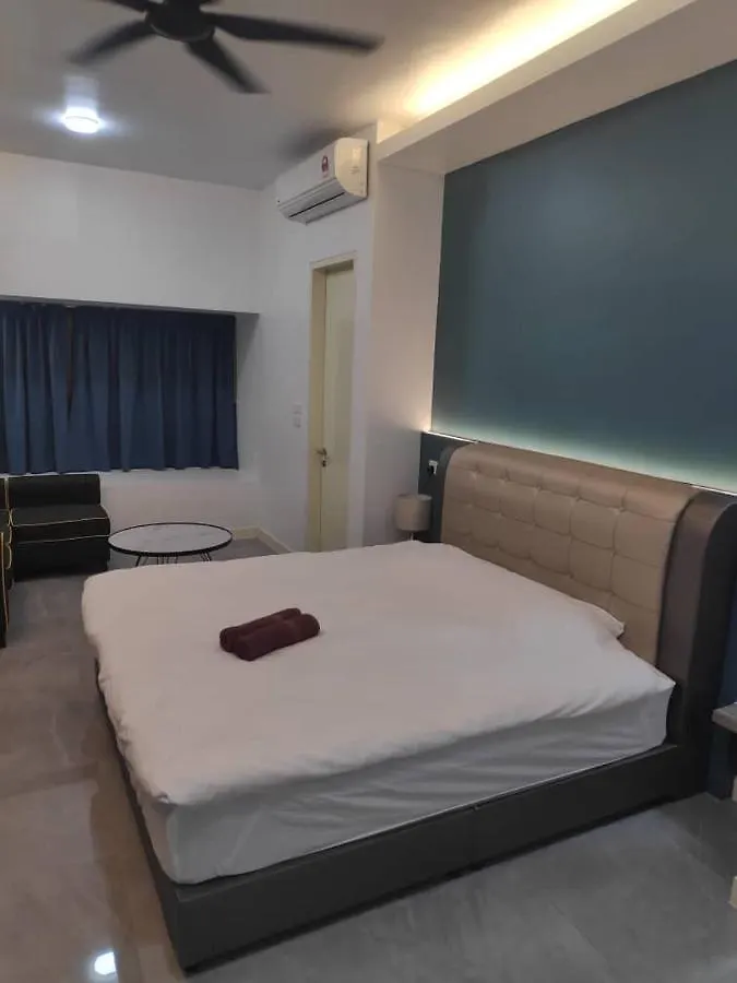 Melaka Imperio Residence With Wifi And Poolseaview Malaysia