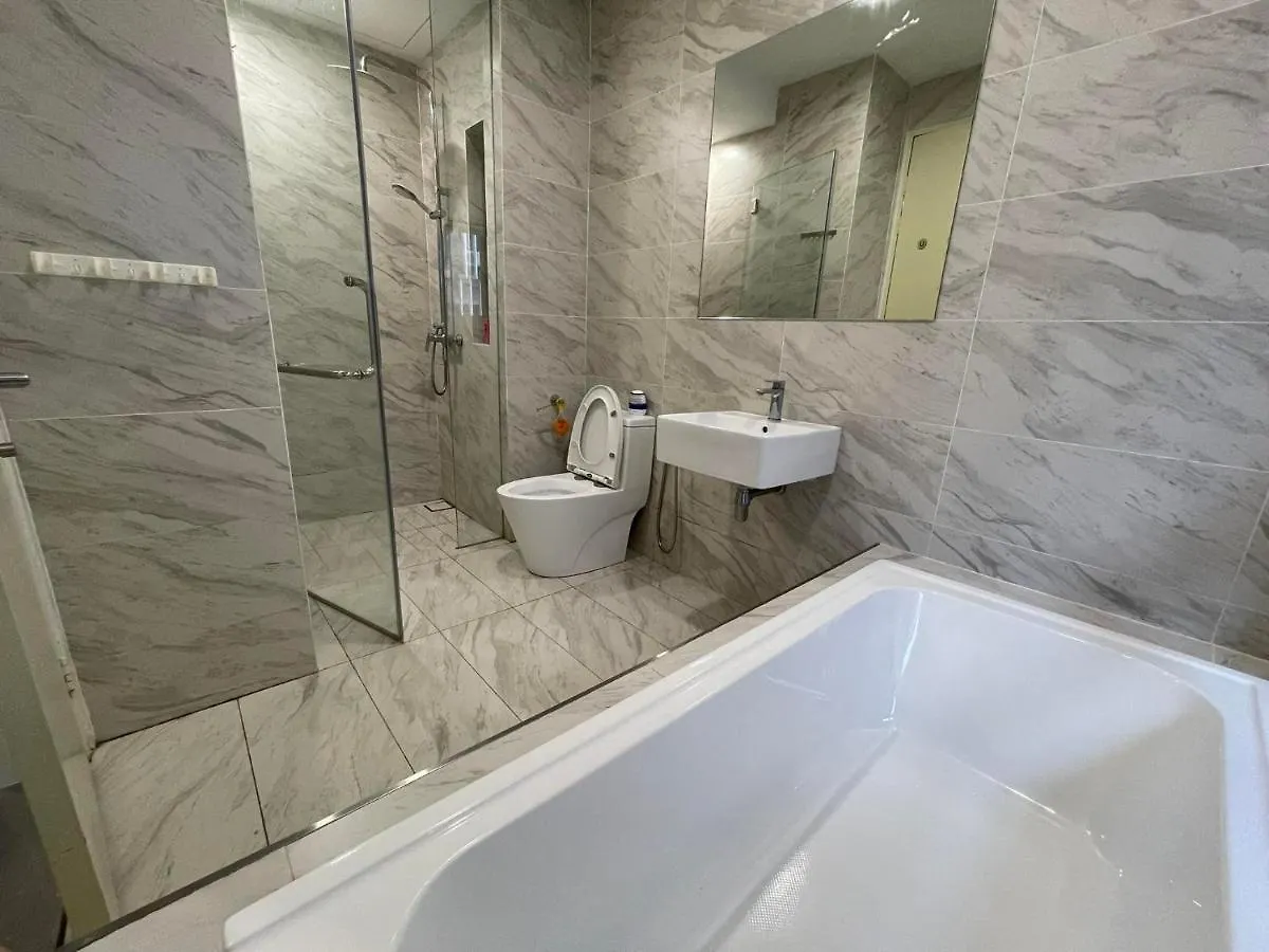 Melaka Imperio Residence With Wifi And Poolseaview 0*, Malacca